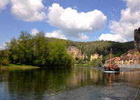 Gabarre on Dordogne